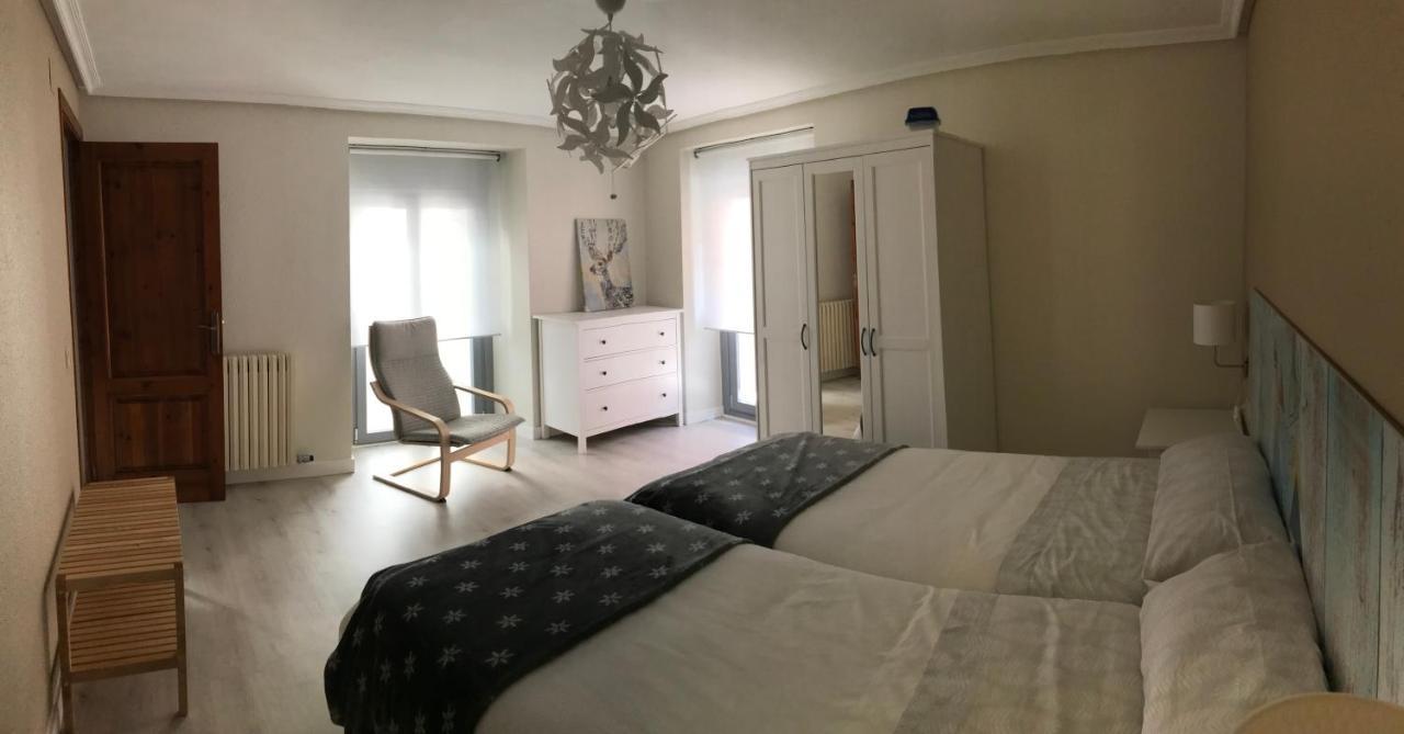 Apartamento Estiviellas, Pirineo Jaca Exterior photo